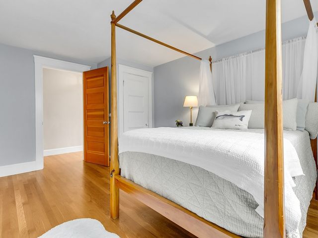 30 Hale St, Beverly, MA 01915
