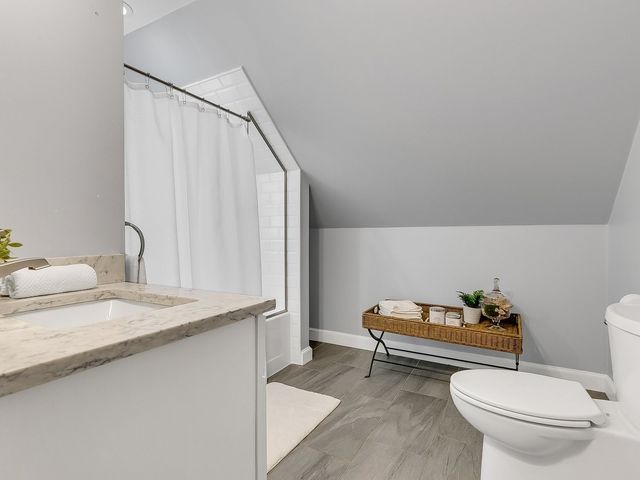 30 Hale St, Beverly, MA 01915