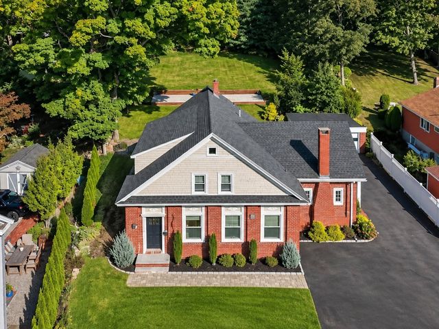 30 Hale St, Beverly, MA 01915