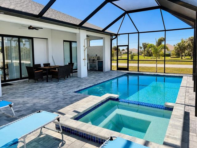 61 TEE VIEW TERRACE, Rotonda West, FL 33947
