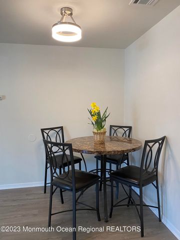 231 Atlantic Street 26, Keyport, NJ 07735