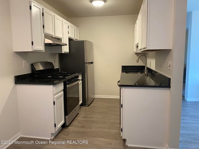 231 Atlantic Street 26, Keyport, NJ 07735