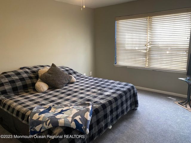 231 Atlantic Street 26, Keyport, NJ 07735