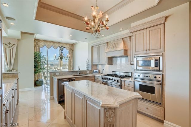 2877 Paradise Road 2803, Las Vegas, NV 89109