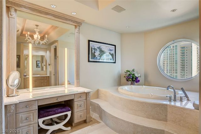 2877 Paradise Road 2803, Las Vegas, NV 89109