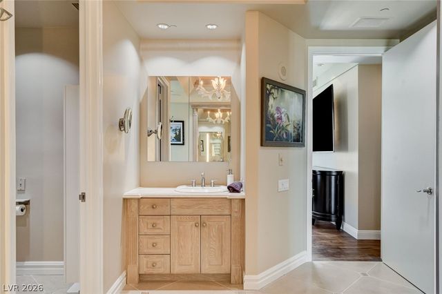 2877 Paradise Road 2803, Las Vegas, NV 89109