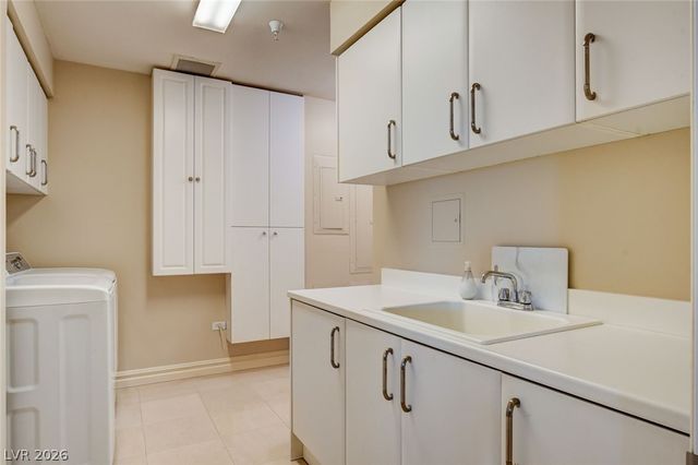 2877 Paradise Road 2803, Las Vegas, NV 89109