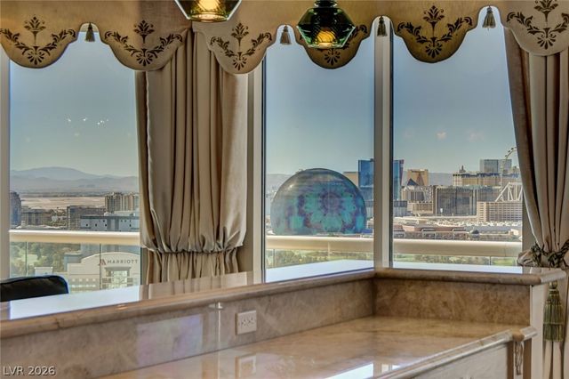 2877 Paradise Road 2803, Las Vegas, NV 89109