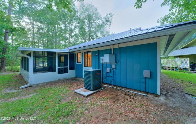 3 Quail Creek Drive, Diamondhead, MS 39525