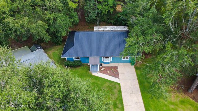 3 Quail Creek Drive, Diamondhead, MS 39525