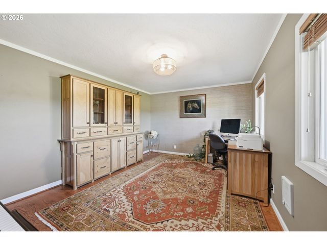 86250 SANFORD Rd, Eugene, OR 97402