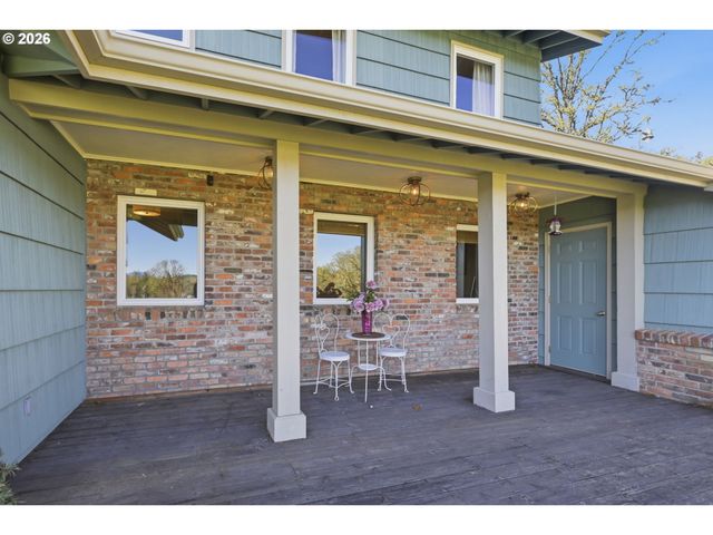 86250 SANFORD Rd, Eugene, OR 97402