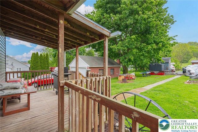 2015 Leithsville Road, Hellertown Boro, PA 18055