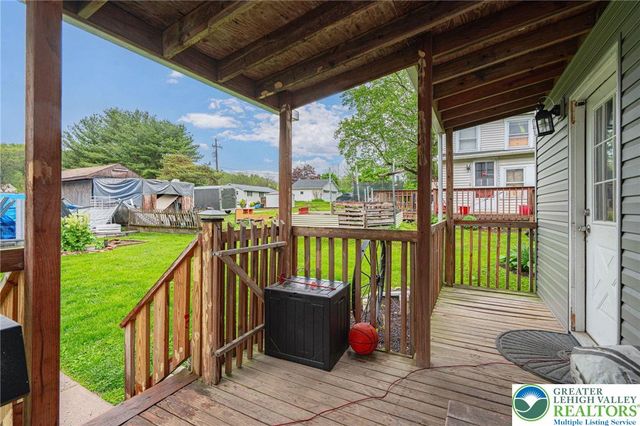 2015 Leithsville Road, Hellertown Boro, PA 18055