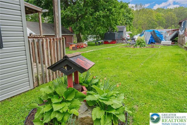 2015 Leithsville Road, Hellertown Boro, PA 18055