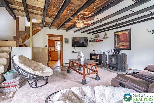 2015 Leithsville Road, Hellertown Boro, PA 18055