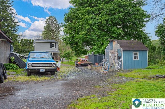 2015 Leithsville Road, Hellertown Boro, PA 18055