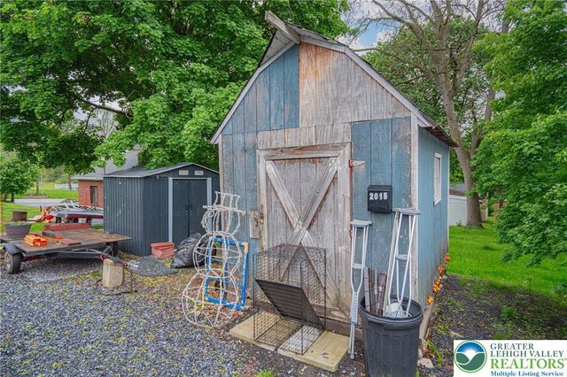 2015 Leithsville Road, Hellertown Boro, PA 18055