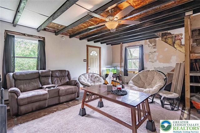 2015 Leithsville Road, Hellertown Boro, PA 18055