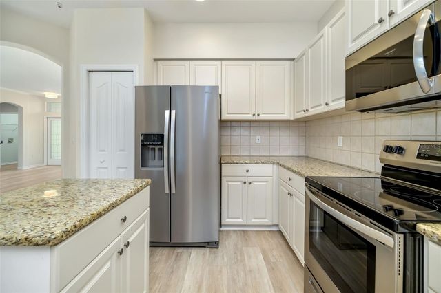 5166 MAGNOLIA POND DRIVE, Sarasota, FL 34233