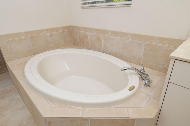 5166 MAGNOLIA POND DRIVE, Sarasota, FL 34233