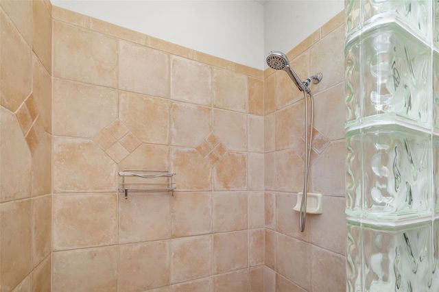 5166 MAGNOLIA POND DRIVE, Sarasota, FL 34233