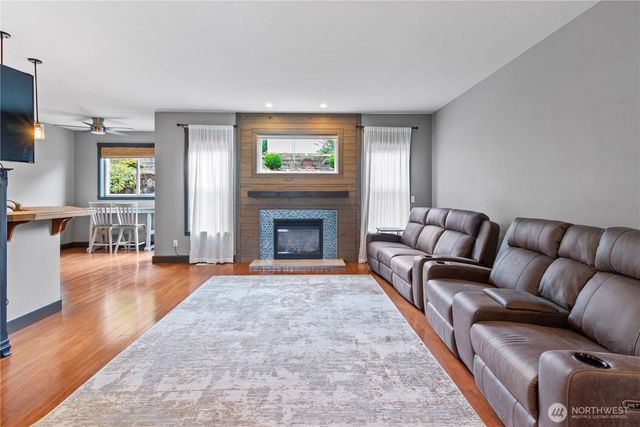 850 Waters Watch Road, Kalama, WA 98625