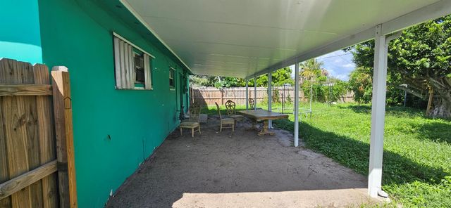 1357 9th Street, West Palm Beach, FL 33401