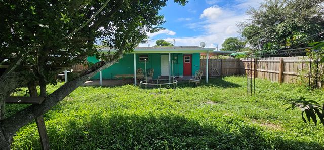 1357 9th Street, West Palm Beach, FL 33401