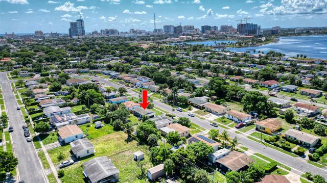 1357 9th Street, West Palm Beach, FL 33401