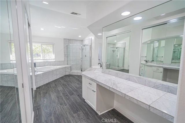 23678 White Oak Court, Newhall, CA 91321