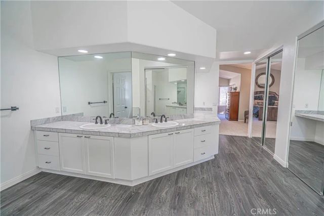 23678 White Oak Court, Newhall, CA 91321