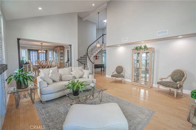 23678 White Oak Court, Newhall, CA 91321