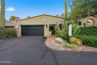 37210 N TRANQUIL Trail 11, Carefree, AZ 85377