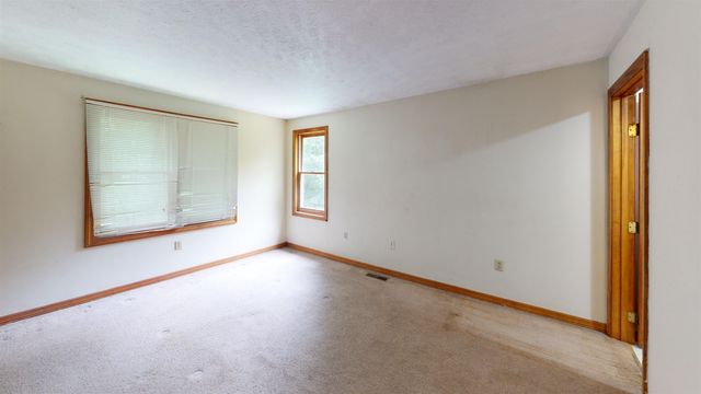 5A Mark Street, Hudson, NH 03051