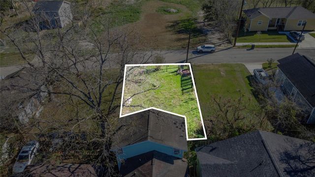 1407 Bringhurst Street, Houston, TX 77020