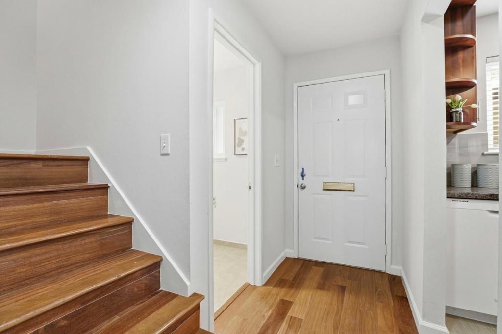 Image 11 of property listing at 830 Quince Avenue 46, Santa Clara, CA 95051