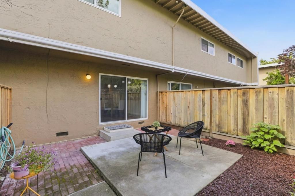 Image 24 of property listing at 830 Quince Avenue 46, Santa Clara, CA 95051