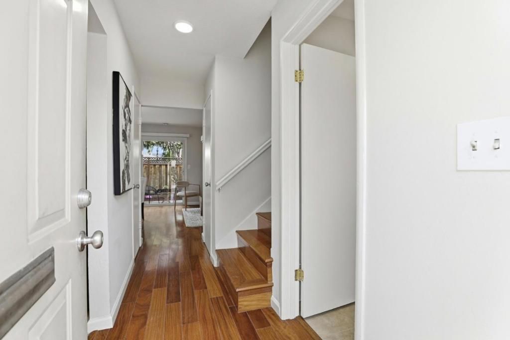 Image 4 of property listing at 830 Quince Avenue 46, Santa Clara, CA 95051