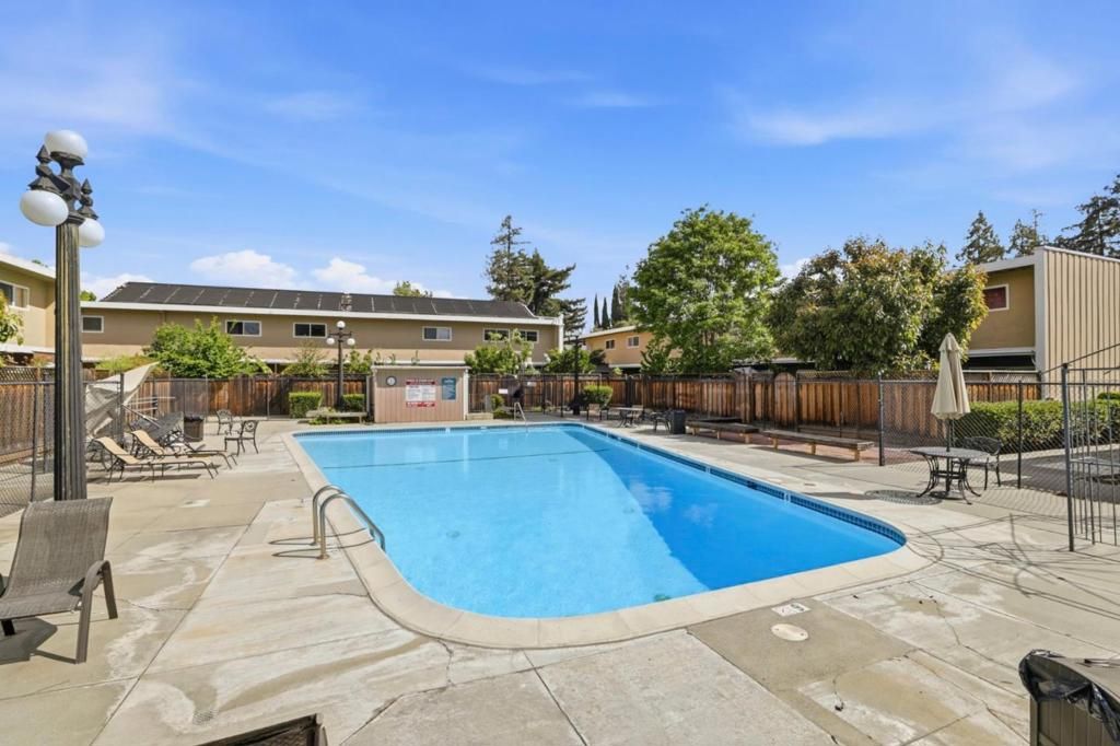 Image 40 of property listing at 830 Quince Avenue 46, Santa Clara, CA 95051