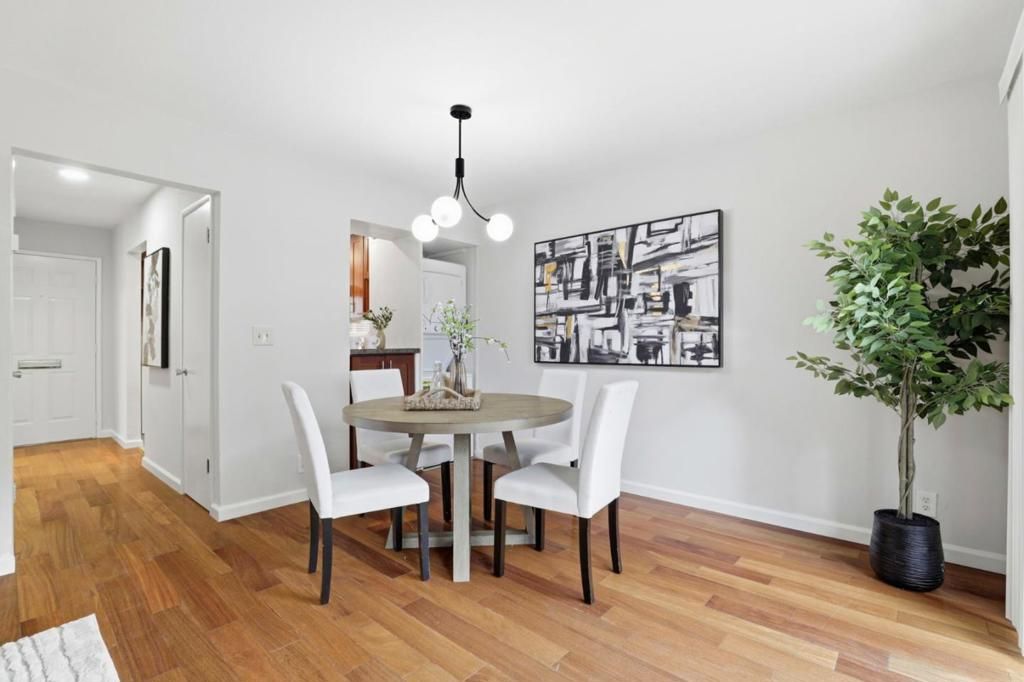 Image 9 of property listing at 830 Quince Avenue 46, Santa Clara, CA 95051