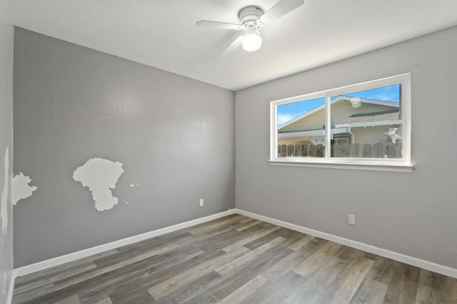 9214 Bainbridge Pl, Stockton, CA 95209