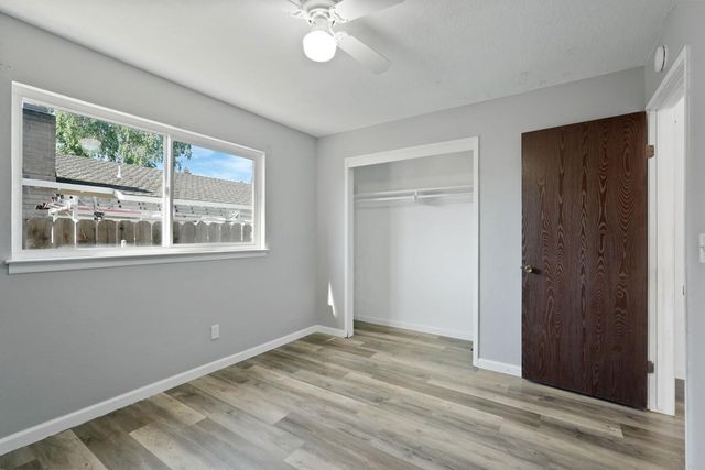 9214 Bainbridge Pl, Stockton, CA 95209