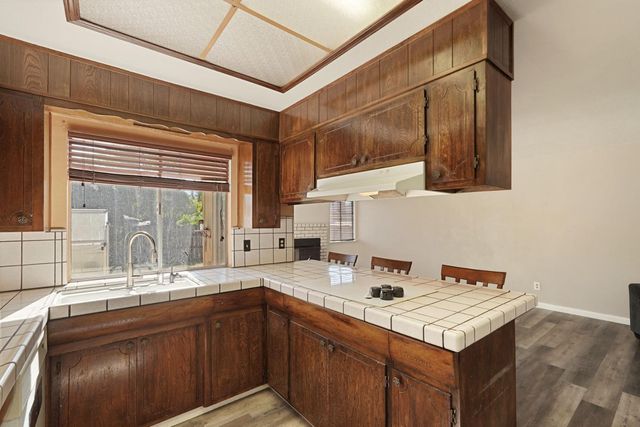 9214 Bainbridge Pl, Stockton, CA 95209