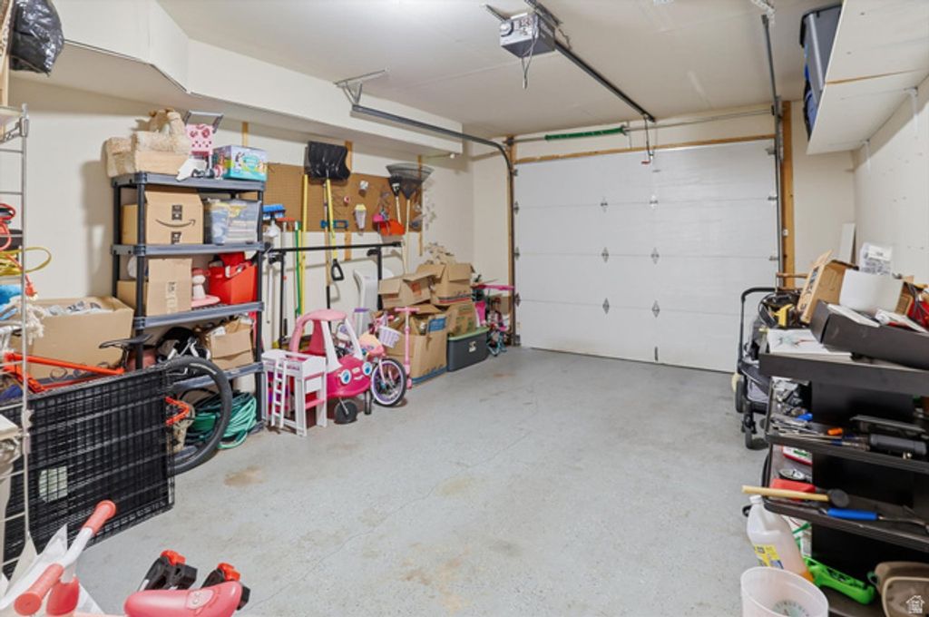 Image 29 of property listing at 318 E 2275 N #24, North Ogden, UT 84414