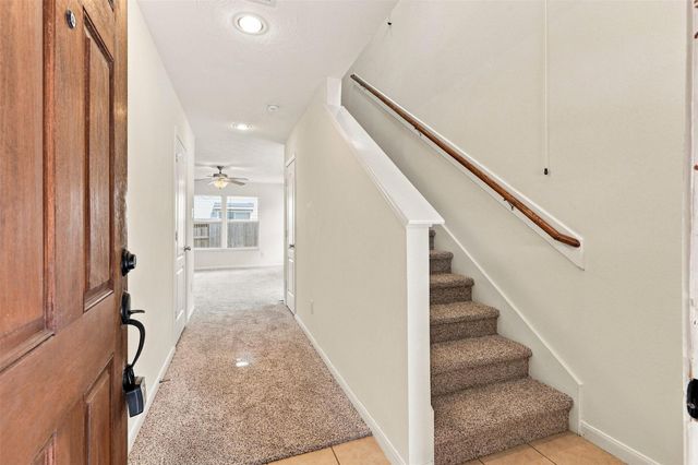 1014 Hummingbird Point Lane, Houston, TX 77090