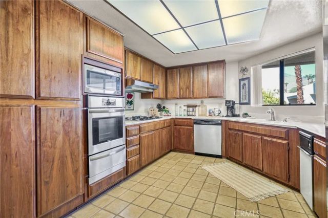 3155 E Ramon Road 504, Palm Springs, CA 92264