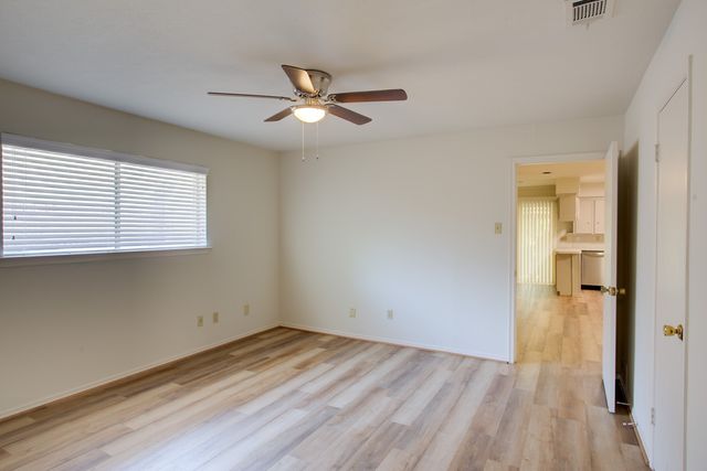 6328 Rincon Way, Dallas, TX 75214