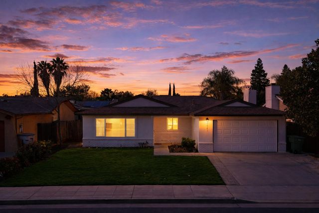 3043 N Brunswick Avenue, Fresno, CA 93722