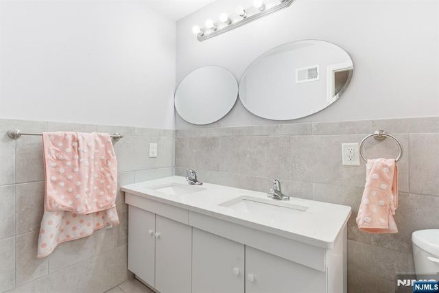 486 4th Street, Newark, NJ 07107